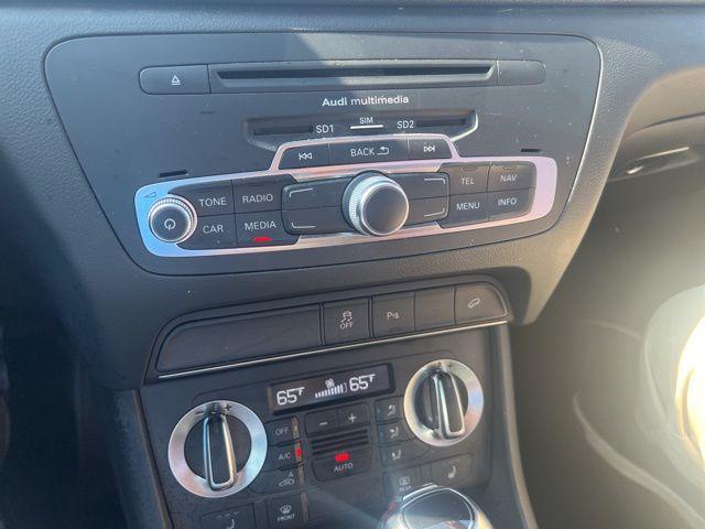 Photo of 2015 Florett Silver Metallic Audi Q3