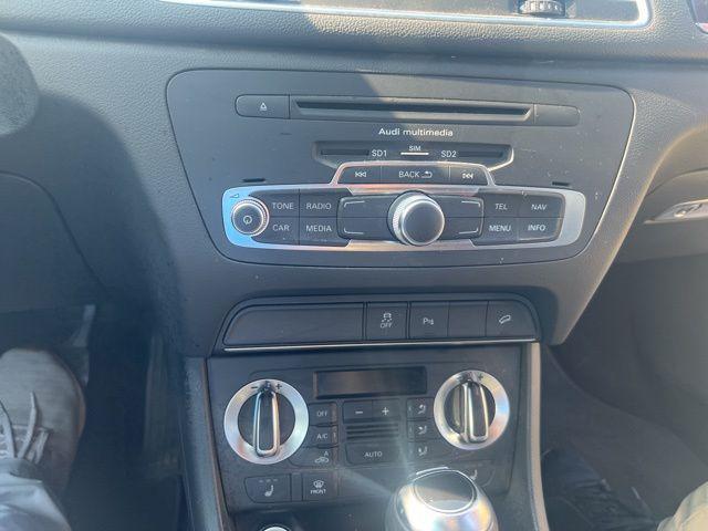 Photo of 2015 Florett Silver Metallic Audi Q3