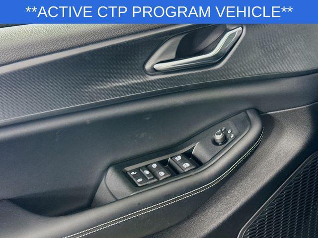Photo of 2025 Silver Zynith Jeep Grand Cherokee L