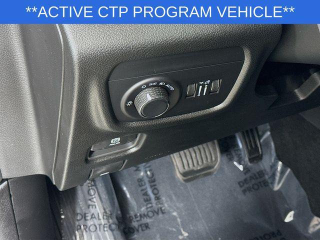 Photo of 2025 Silver Zynith Jeep Grand Cherokee L