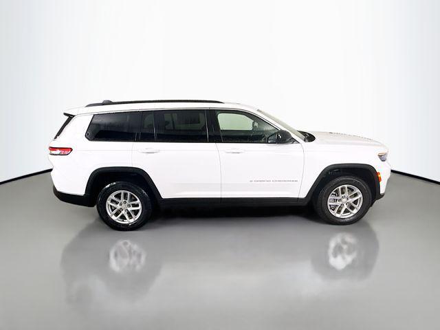 Photo of 2025 Bright White Clearcoat Jeep Grand Cherokee L