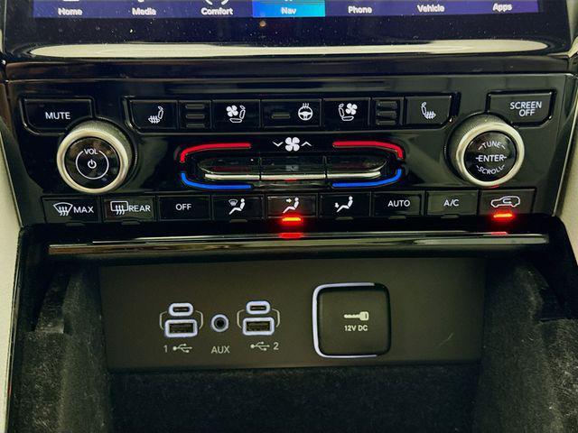 Photo of 2021 Velvet Red Pearlcoat Jeep Grand Cherokee L