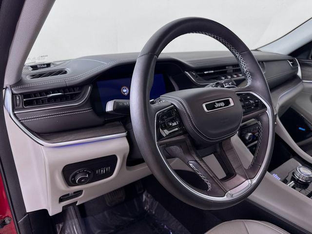 Photo of 2021 Velvet Red Pearlcoat Jeep Grand Cherokee L