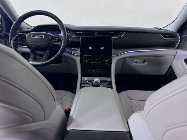 Photo of 2021 Velvet Red Pearlcoat Jeep Grand Cherokee L