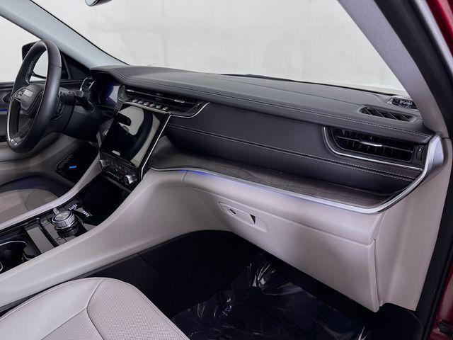 Photo of 2021 Velvet Red Pearlcoat Jeep Grand Cherokee L