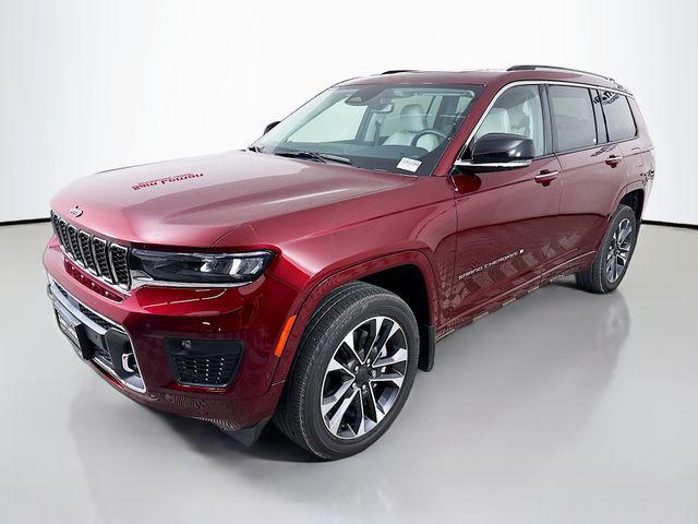 Photo of 2021 Velvet Red Pearlcoat Jeep Grand Cherokee L
