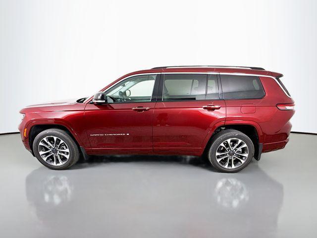 Photo of 2021 Velvet Red Pearlcoat Jeep Grand Cherokee L