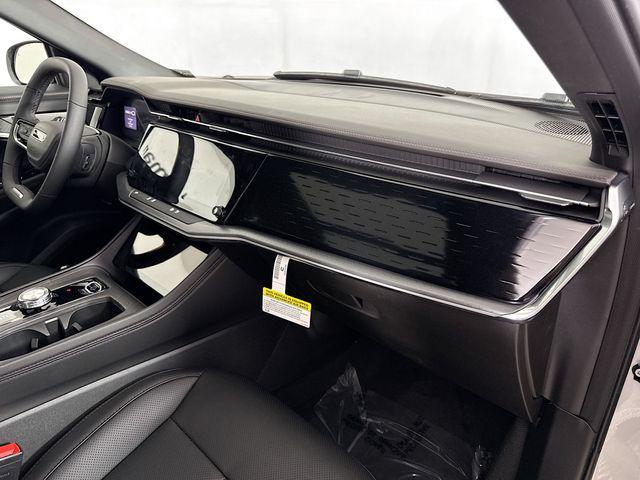 Photo of 2025 Silver Zynith Clearcoat Jeep Wagoneer S