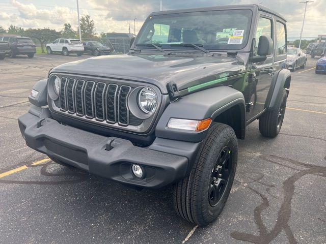 Photo of 2025 Granite Crystal Metallic Clearcoat Jeep Wrangler