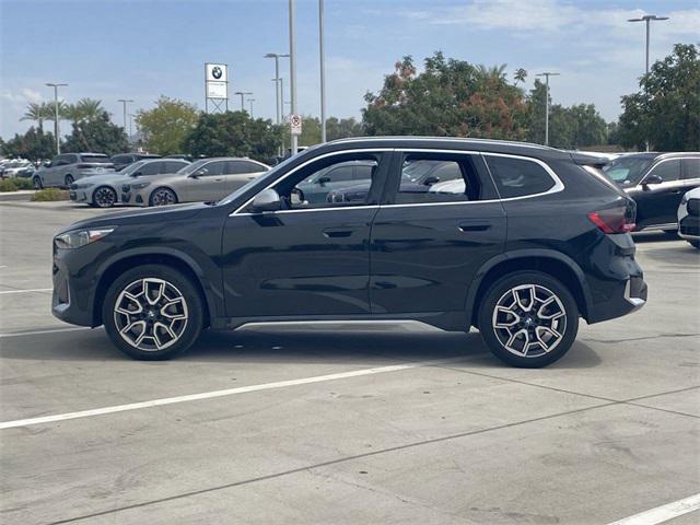 Photo of 2023 Black Sapphire Metallic BMW X1