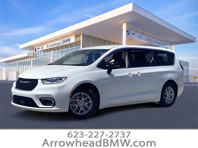 2024 Chrysler Pacifica