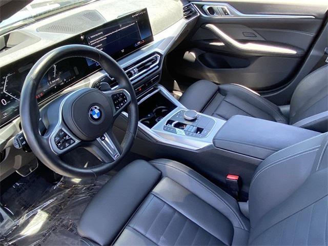 Photo of 2024 Black Sapphire Metallic BMW M440