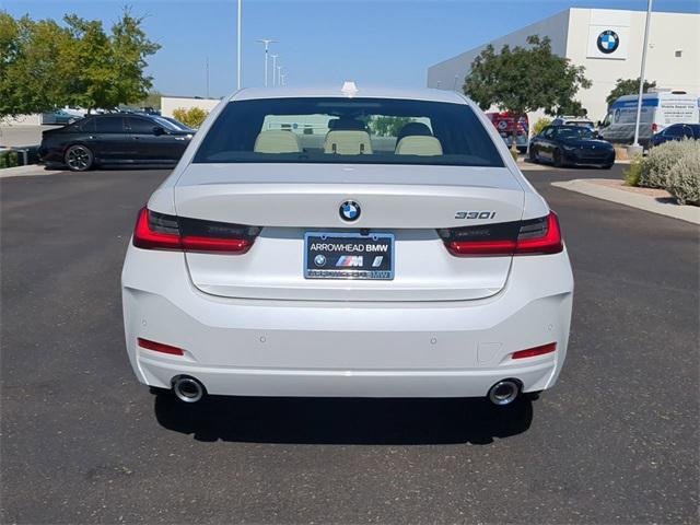 Photo of 2024 Mineral White Metallic BMW 330
