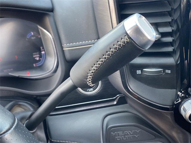 Photo of 2024 Granite Crystal Metallic Clearcoat RAM 2500