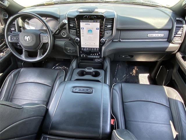 Photo of 2024 Granite Crystal Metallic Clearcoat RAM 2500