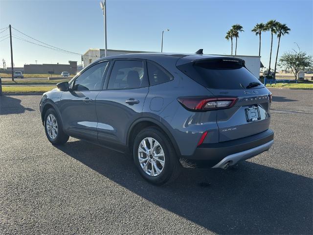 Photo of 2025 VAPOR BLUE METALLIC Ford Escape