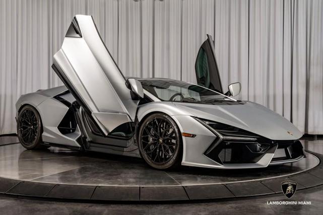 Photo of 2024 Grigio Artis Matte Lamborghini Revuelto