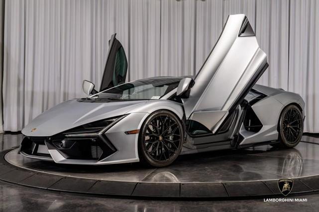 Photo of 2024 Grigio Artis Matte Lamborghini Revuelto