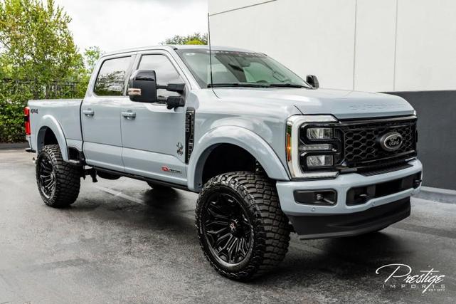 Photo of 2025 Glacier Gray Metallic Tri-Coat Ford F-250