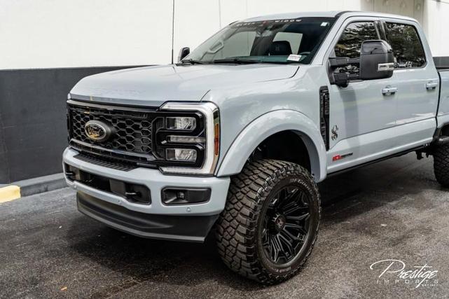 Photo of 2025 Glacier Gray Metallic Tri-Coat Ford F-250