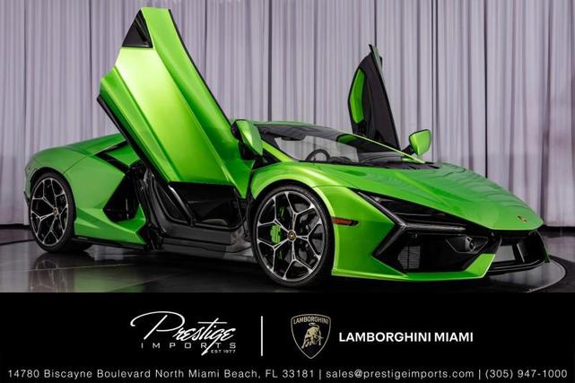 Photo of 2024 Verde Selvans Metallic Lamborghini Revuelto