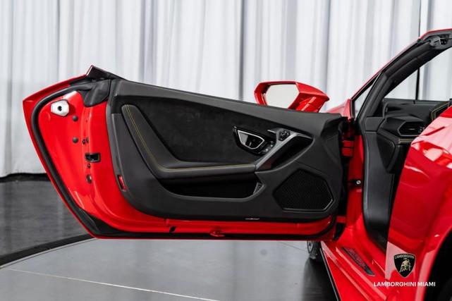 Photo of 2021 Rosso Anteros Metallic Lamborghini Huracan EVO