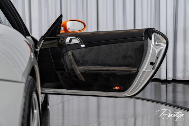 Photo of 2008 Arctic Silver Metallic Porsche 911