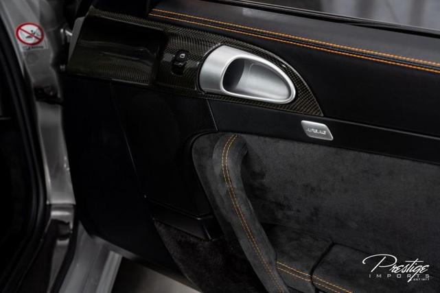 Photo of 2008 Arctic Silver Metallic Porsche 911