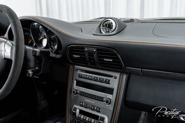 Photo of 2008 Arctic Silver Metallic Porsche 911