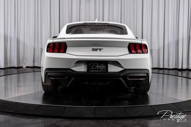 Photo of 2024 Oxford White Ford Mustang