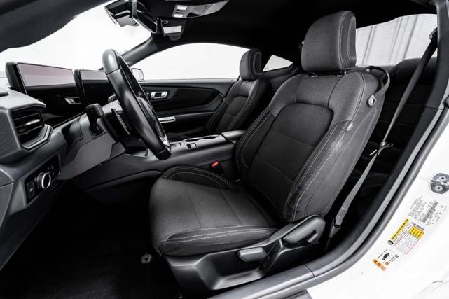 Photo of 2024 Oxford White Ford Mustang