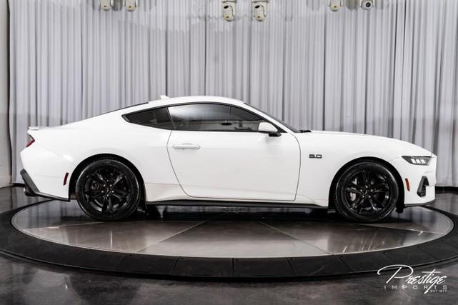 Photo of 2024 Oxford White Ford Mustang