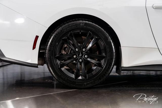 Photo of 2024 Oxford White Ford Mustang