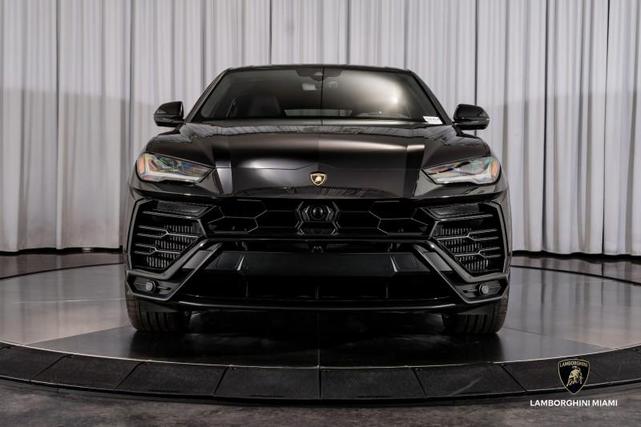 Photo of 2021 Nero Noctis Lamborghini Urus