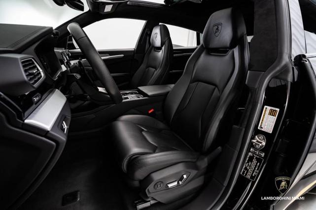 Photo of 2021 Nero Noctis Lamborghini Urus
