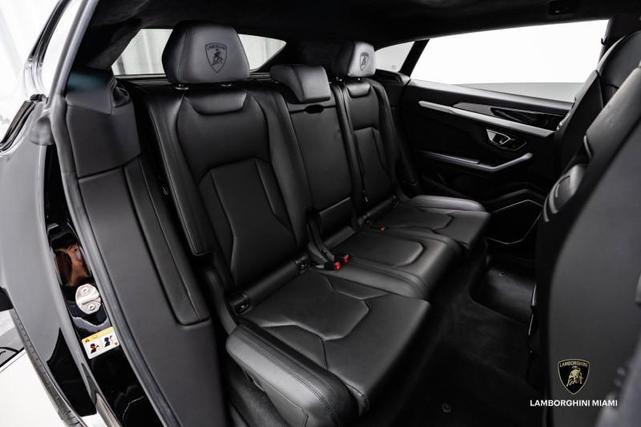 Photo of 2021 Nero Noctis Lamborghini Urus