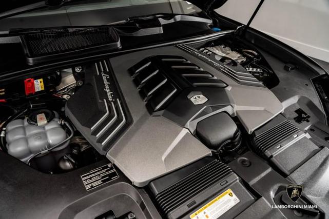 Photo of 2021 Nero Noctis Lamborghini Urus