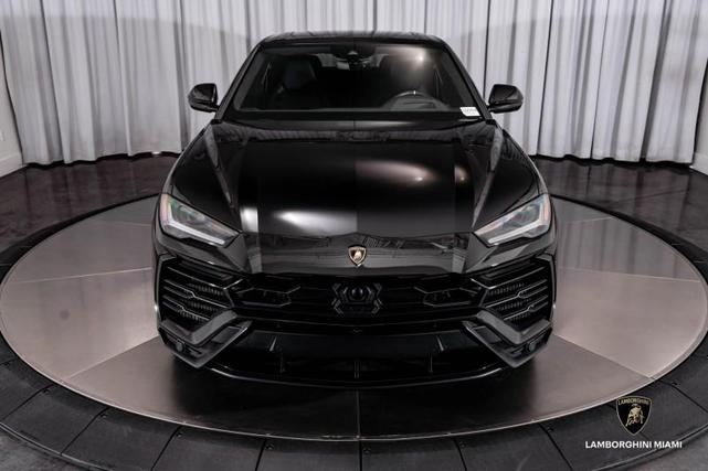 Photo of 2021 Nero Noctis Lamborghini Urus