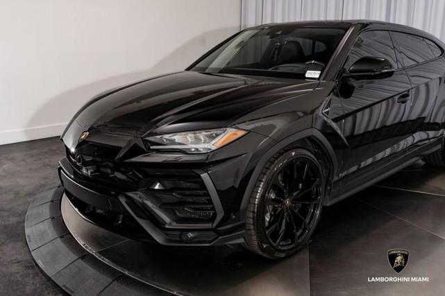 Photo of 2021 Nero Noctis Lamborghini Urus