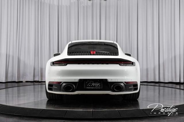 Photo of 2021 White Porsche 911