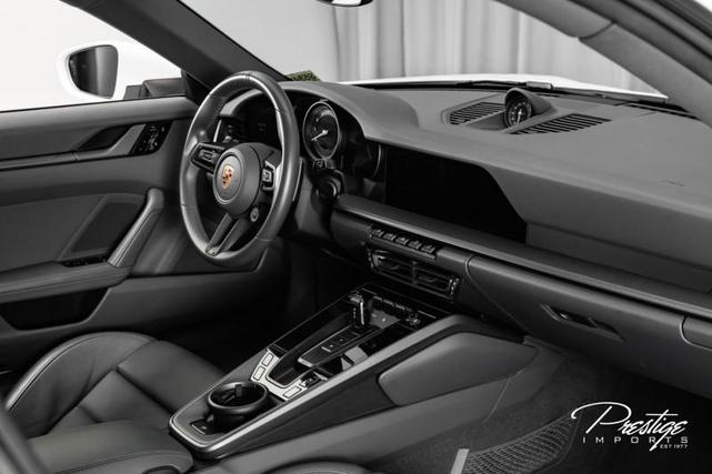 Photo of 2021 White Porsche 911