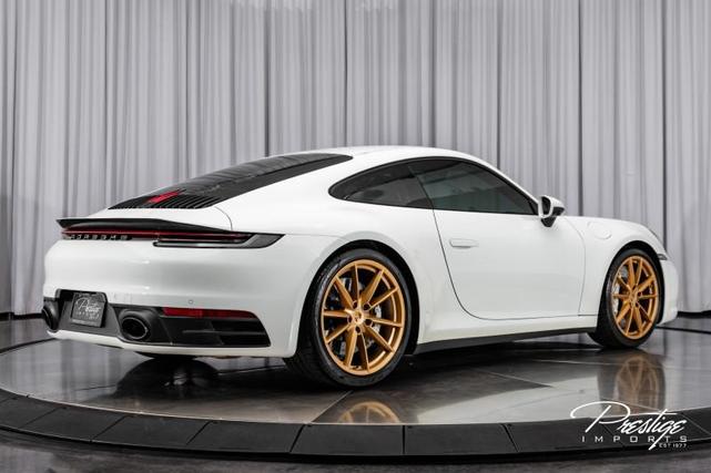 Photo of 2021 White Porsche 911