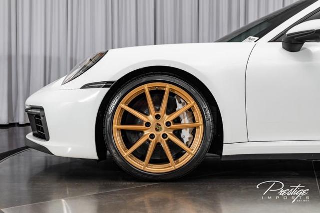 Photo of 2021 White Porsche 911