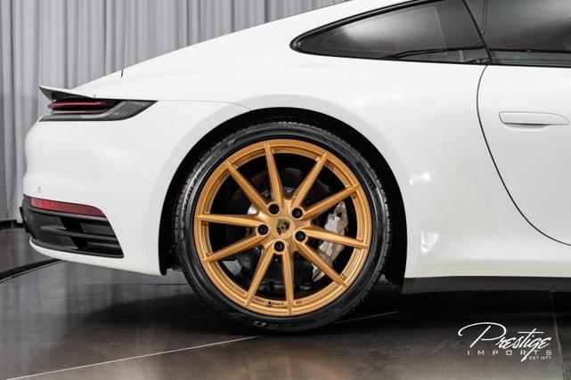 Photo of 2021 White Porsche 911