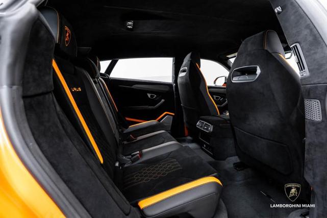 Photo of 2024 Arancio Borealis Metallic Lamborghini Urus