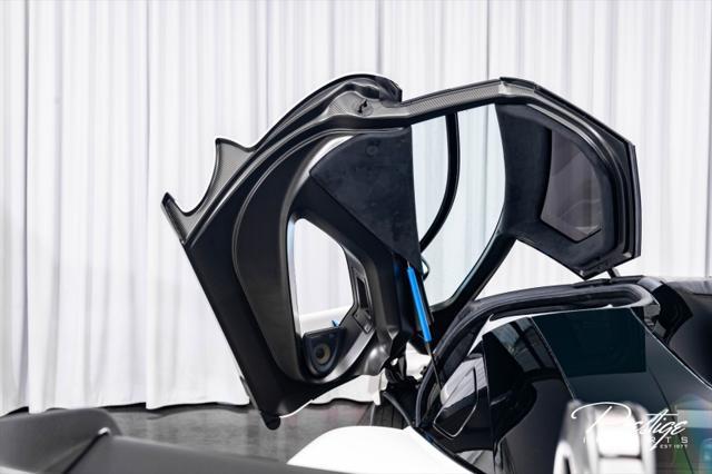 Photo of 2019 MSO Anniversary White McLaren Senna