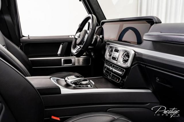 Photo of 2022 Iridium Silver Metallic Mercedes-Benz G-Class