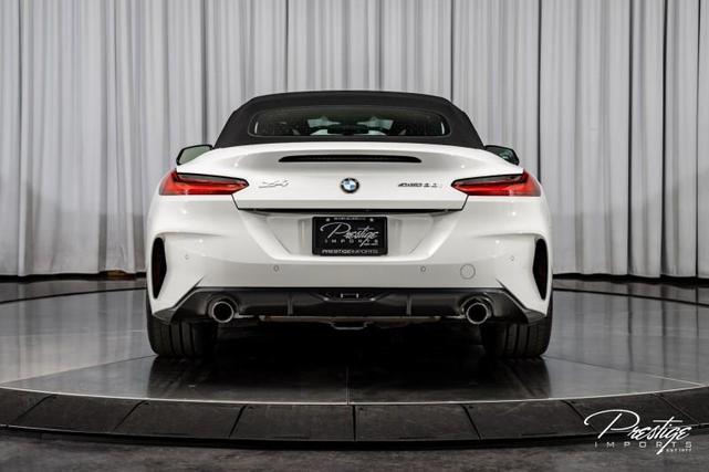 Photo of 2023 Alpine White BMW Z4
