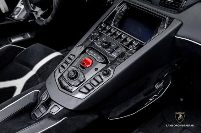 Photo of 2017 Viola Pasifae Lamborghini Aventador