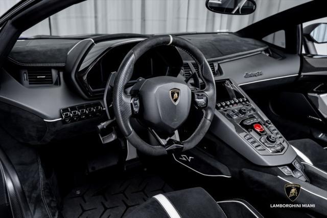 Photo of 2017 Viola Pasifae Lamborghini Aventador